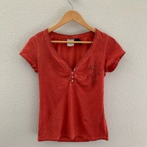 Harley Davidson tee.